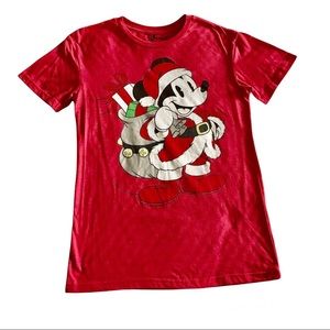 Disney Christmas T-Shirt Women’s S M Santa Mickey Mouse Red Short Sleeve Cotton